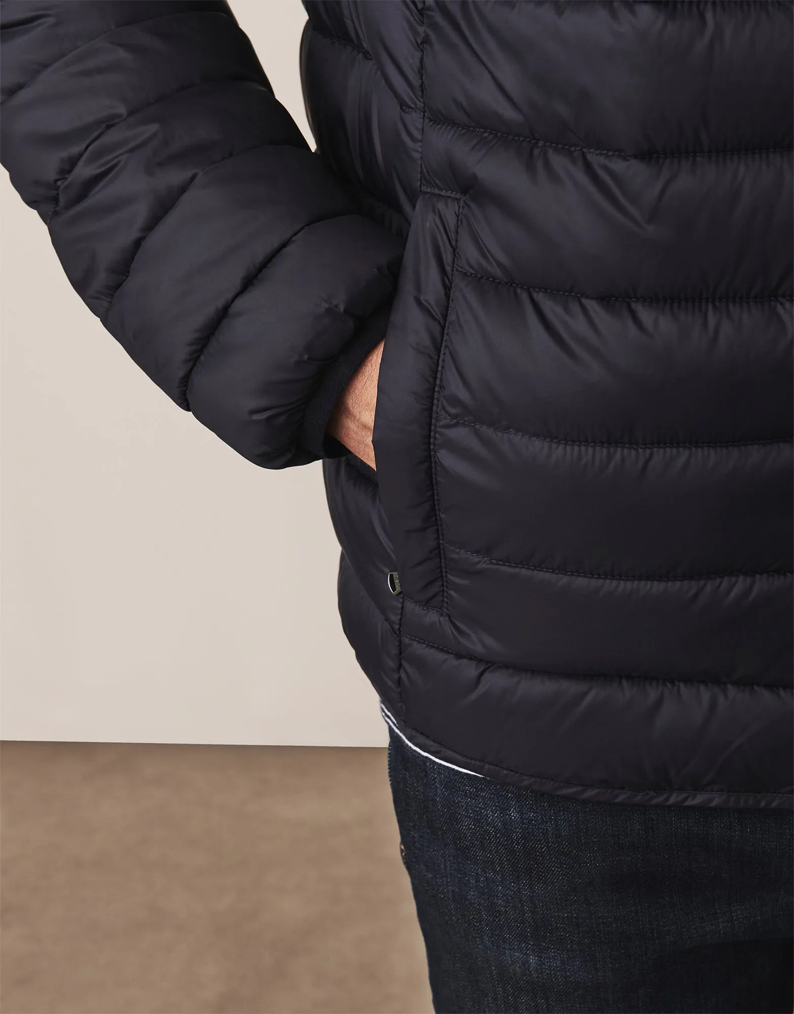 Crew Clothing Lightweight Lowther Quilted Jacket