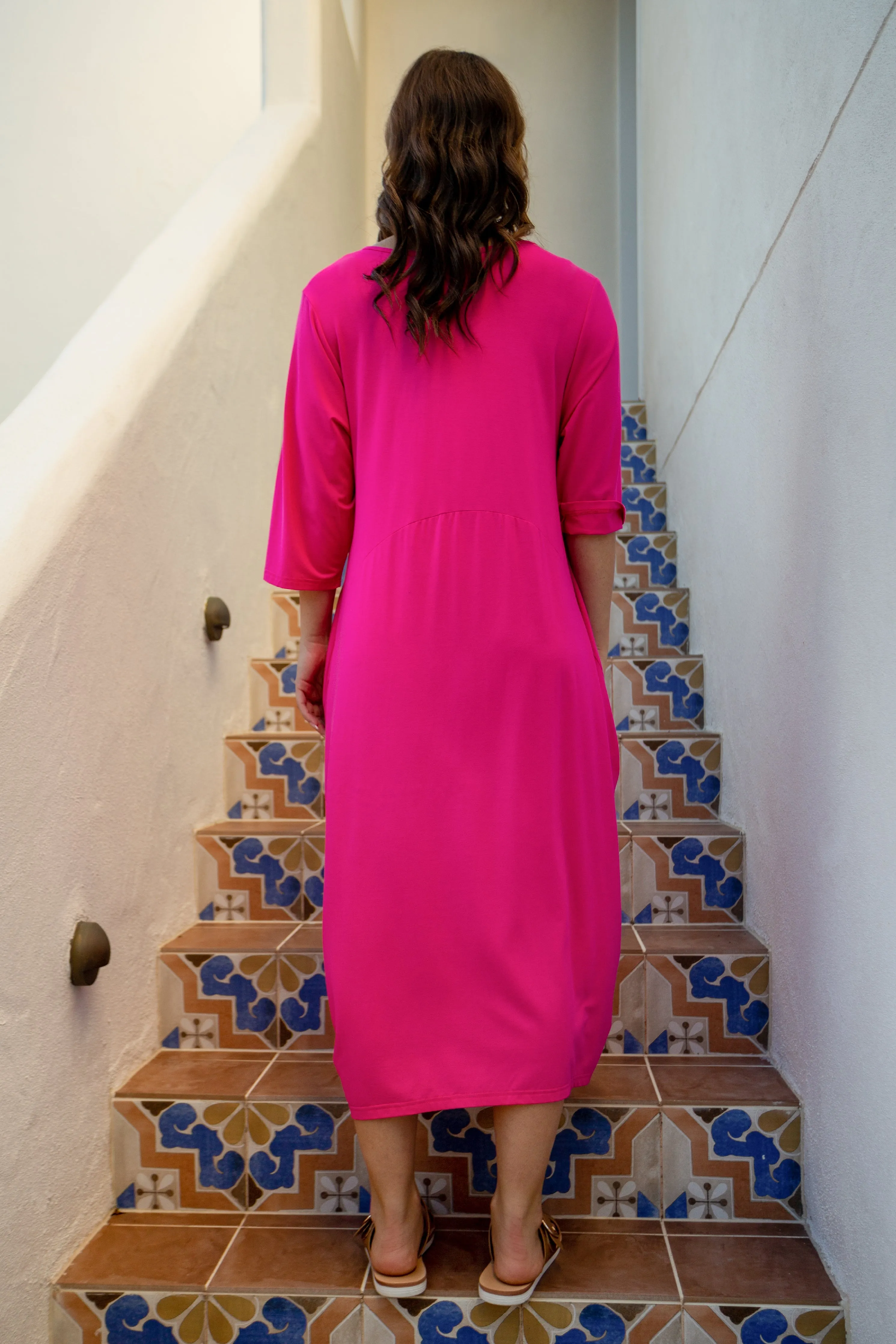 FINAL SALE Alviva Dress in Magenta