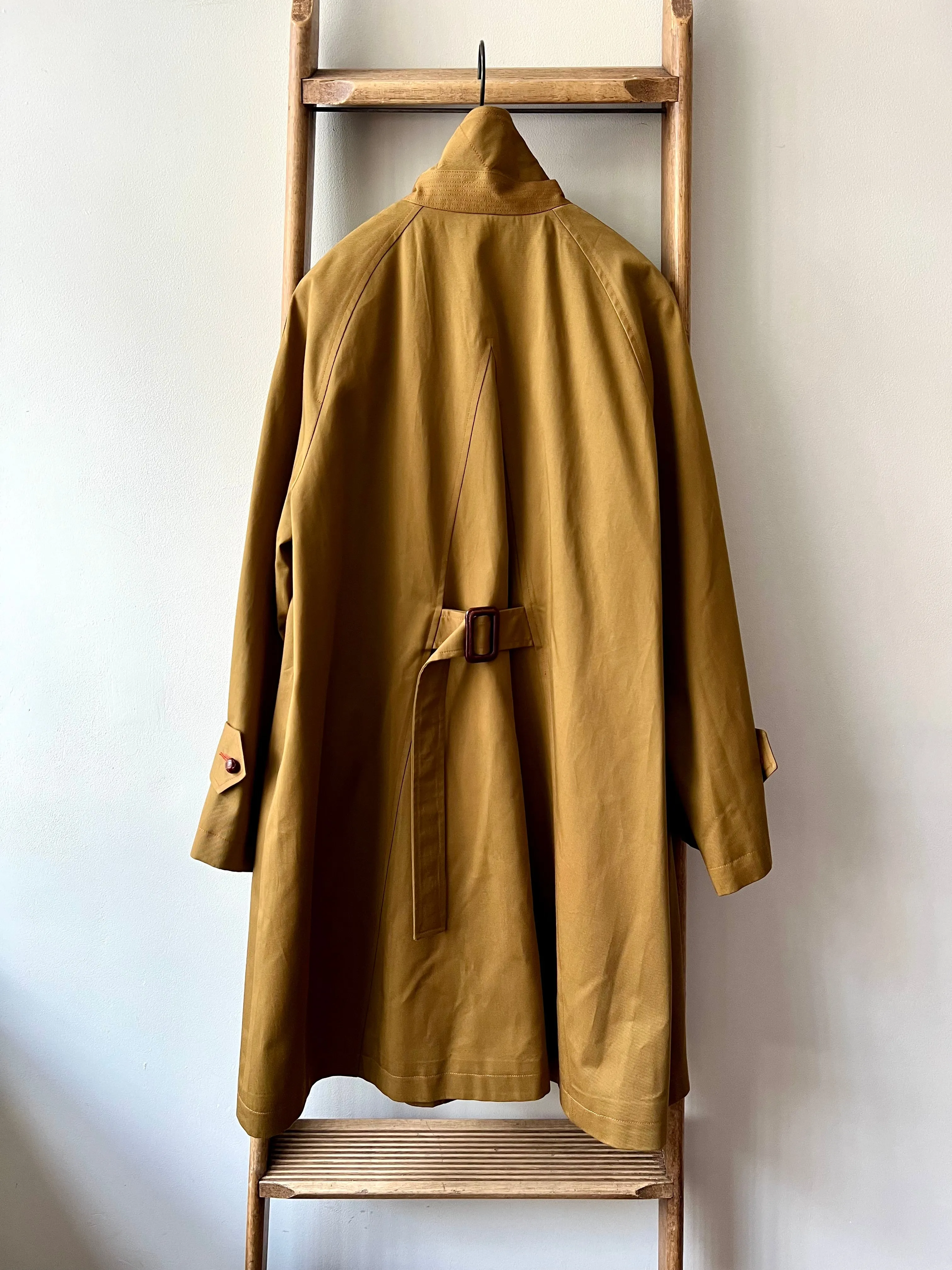 Wax Cotton Balmacaan Rain Coat / Dark Beige