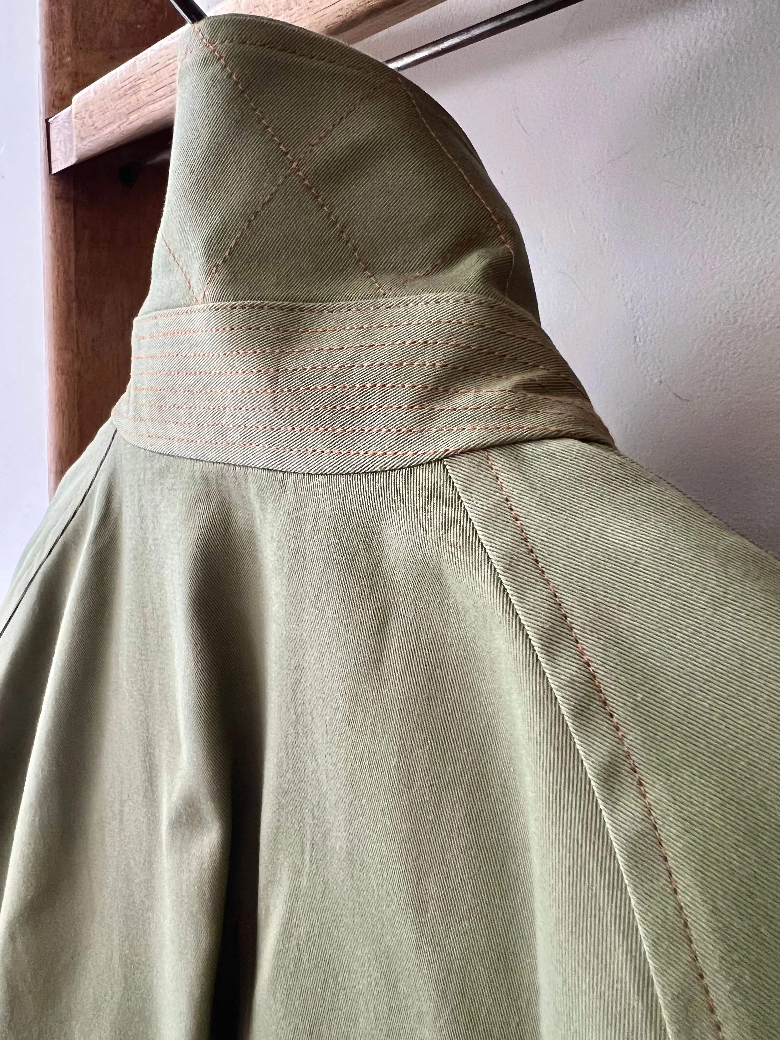 Wax Cotton Balmacaan Rain Coat / Olive