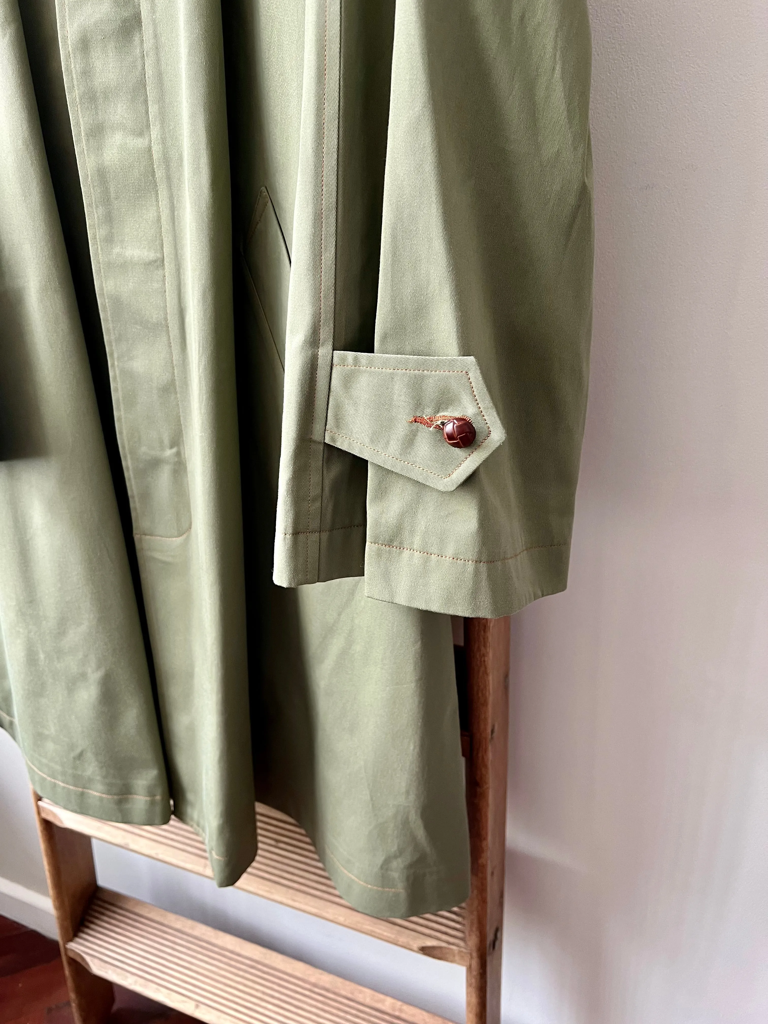 Wax Cotton Balmacaan Rain Coat / Olive